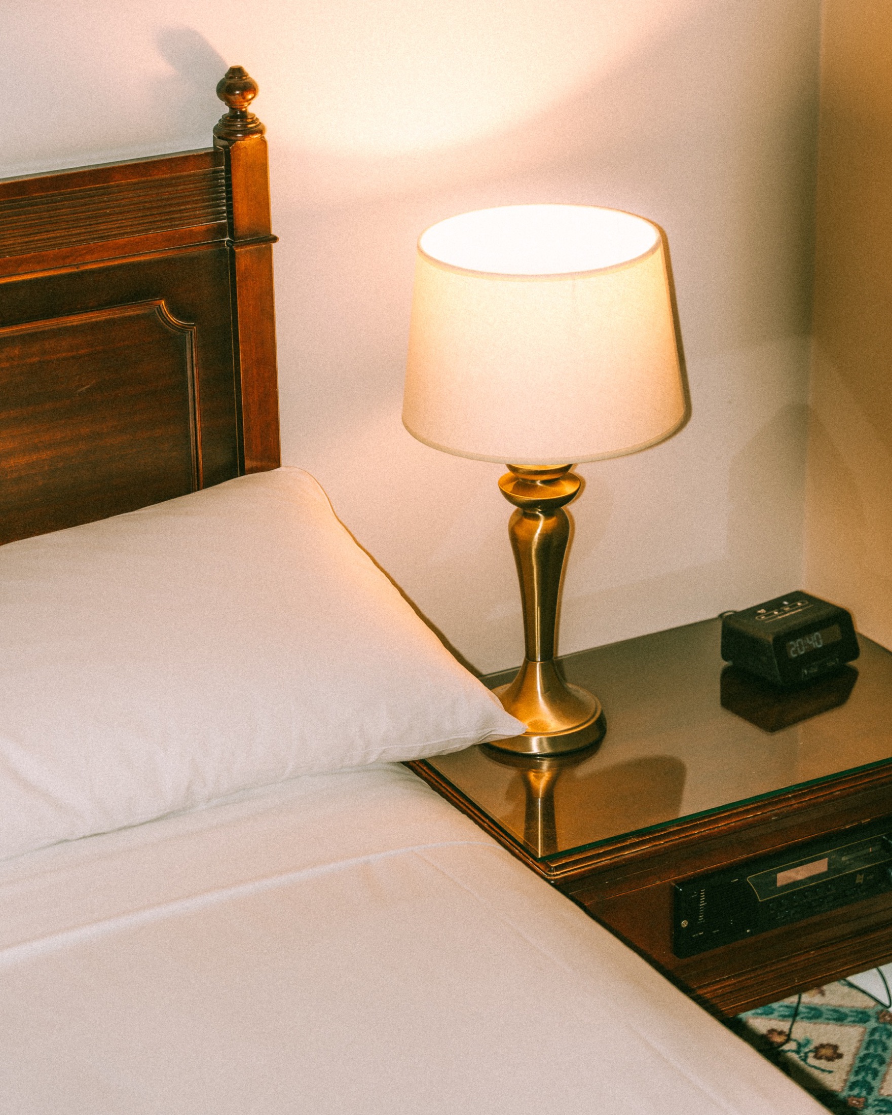 The Hotel Windsor, Melbourne, lamp detail